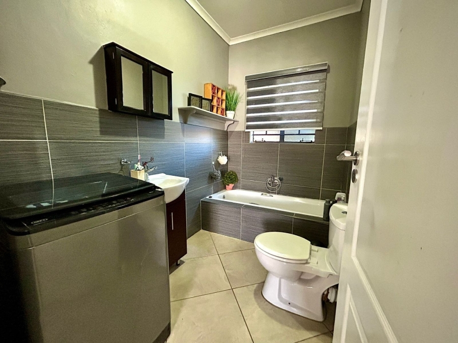 3 Bedroom Property for Sale in Waterval East North West